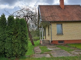 Parduodamas sodas su mūriniu namu prie prūdo, Startų k. Karsakiškio sen.